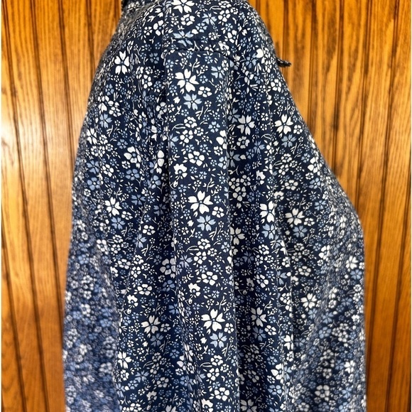 Tommy Hilfiger Women's button up collared Blue Blouse size medium - Picture 3 of 10